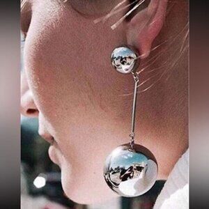 Silver geo dangle earrings N559